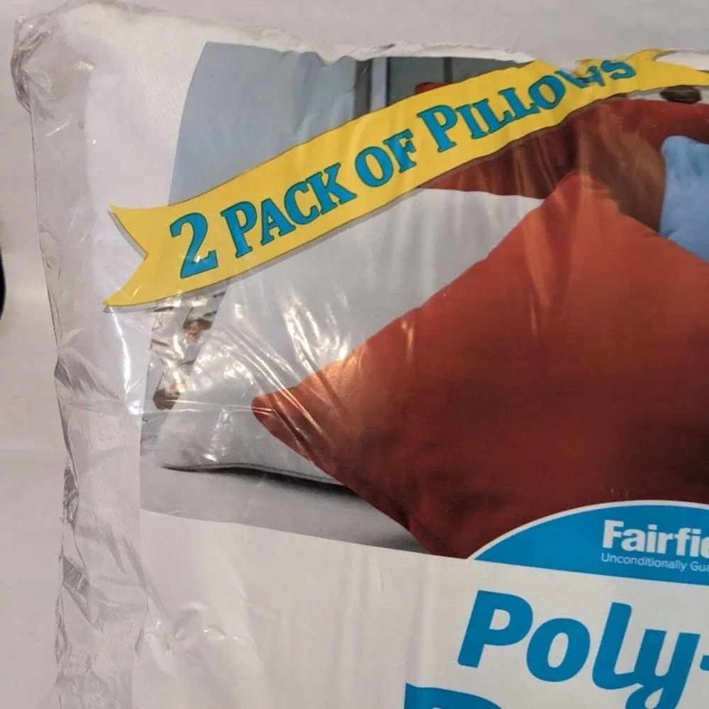 Fairfield Poly-fil Basic 16x16 Pillow Inserts 2 Pack White Square Hypoallergenic